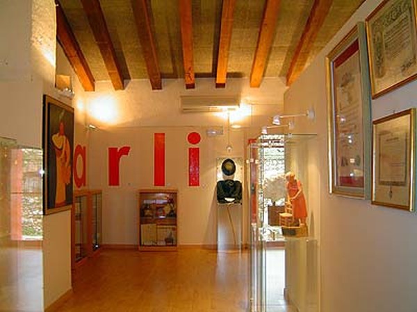 Casa de colonies_Museus 007